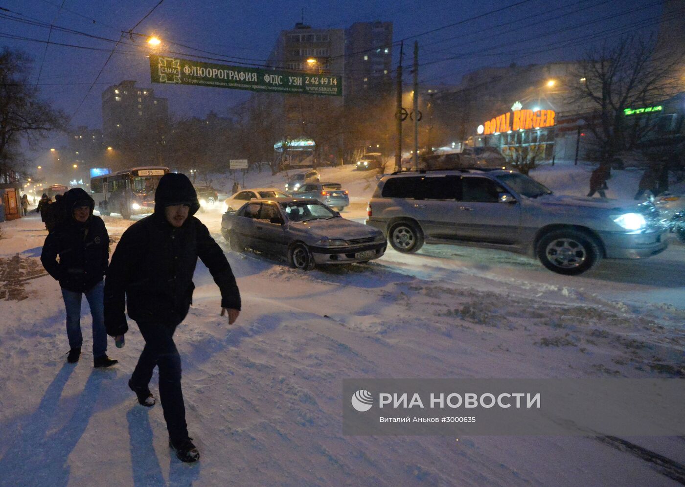 Снегопад во Владивостоке