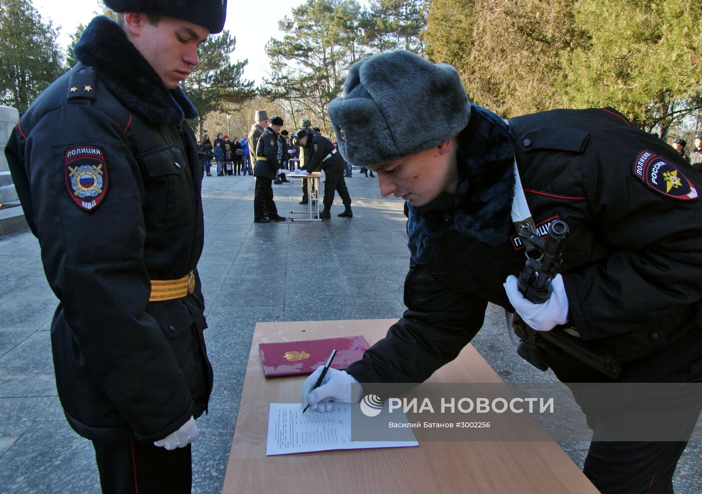 Принятие присяги призывниками национальной гвардии РФ в Крыму
