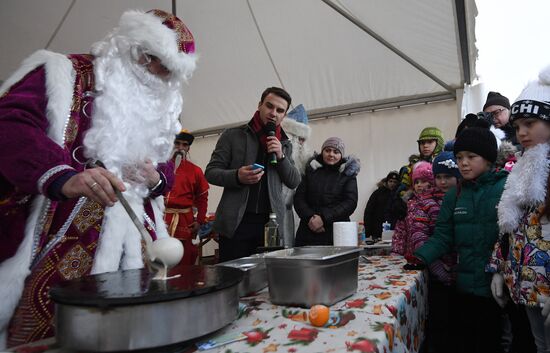 Предновогодние игры "Дед Мороз против Санта-Клауса"