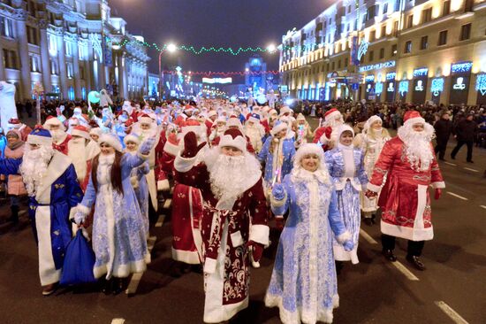 Парад Дедов Морозов в Минске