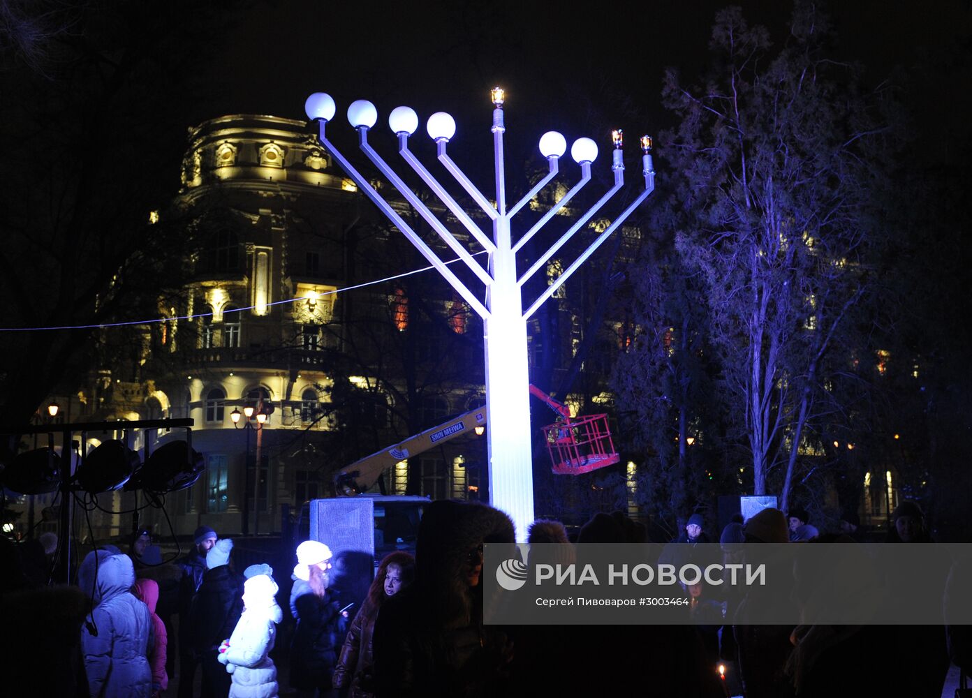 Празднование Хануки в городах России