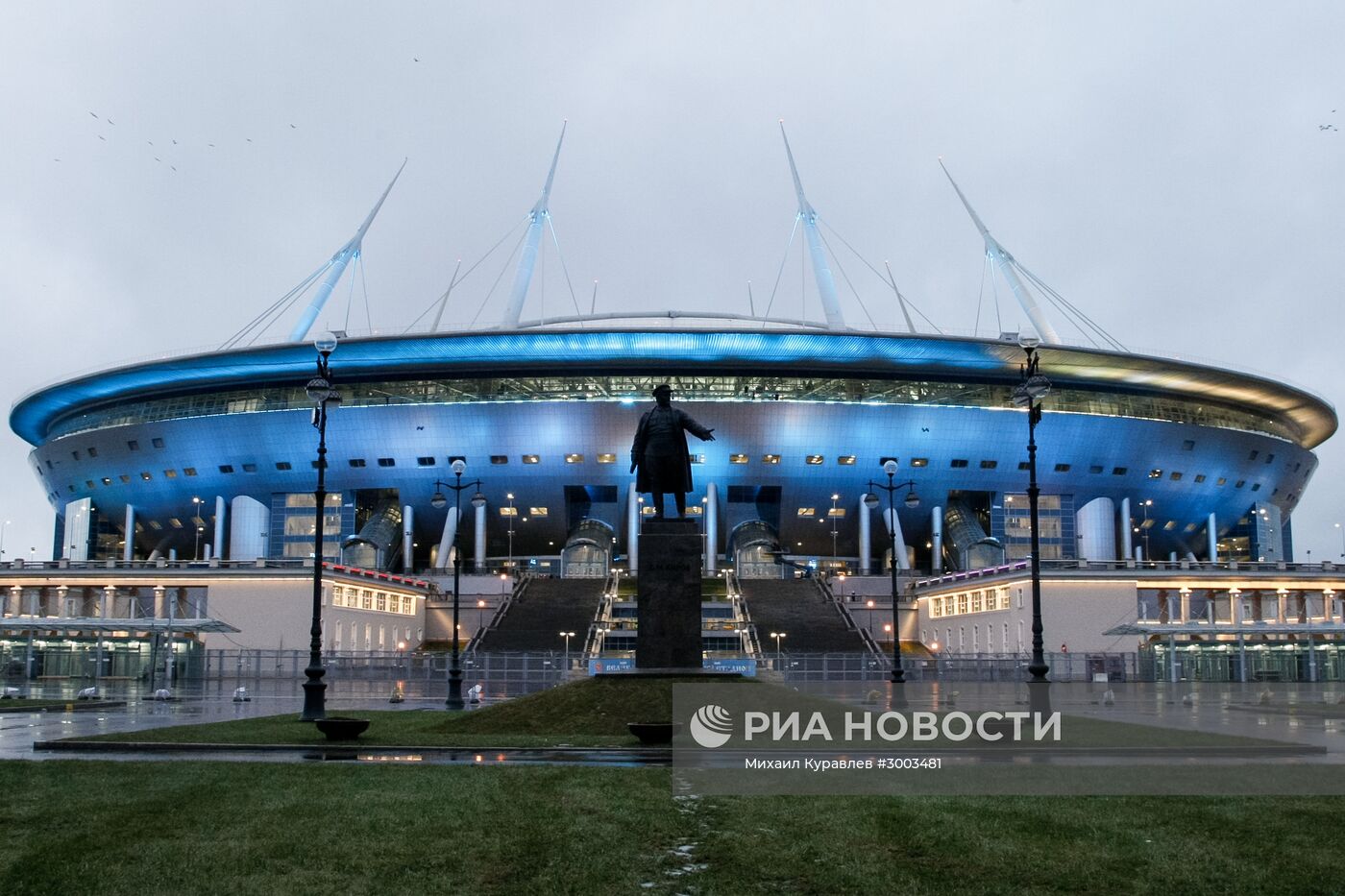 Подсветка стадиона "Крестовский"