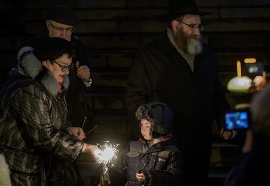 Празднование Хануки в городах России