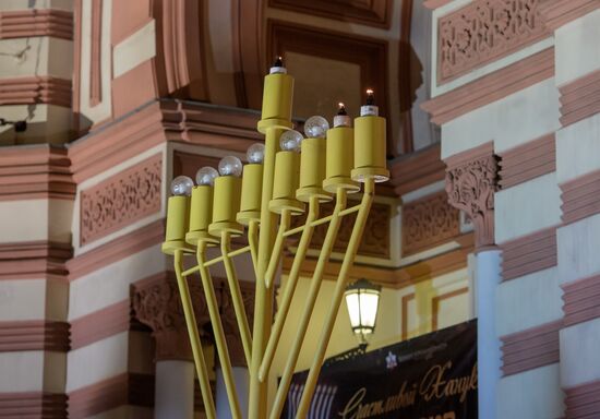 Празднование Хануки в городах России