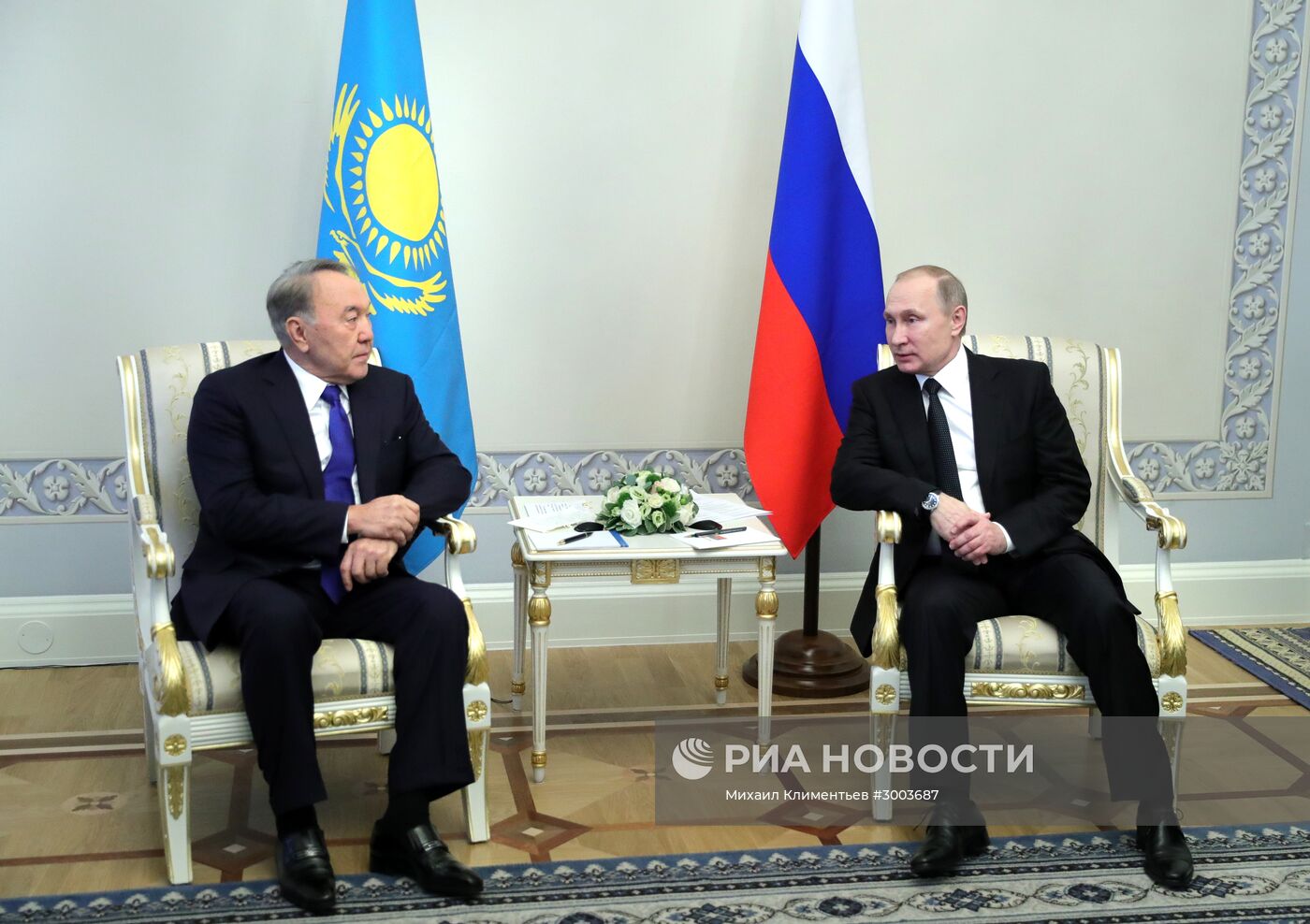 Президент РФ В. Путин принимает участие в заседании ВЕЭС и сессии Совета коллективной безопасности ОДКБ в Санкт-Петербурге