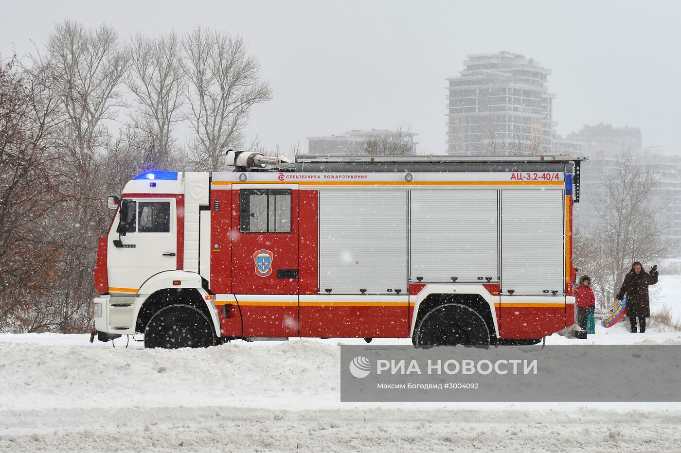 Передача техники пожарно-спасательным подразделениям МЧС РФ в Казани