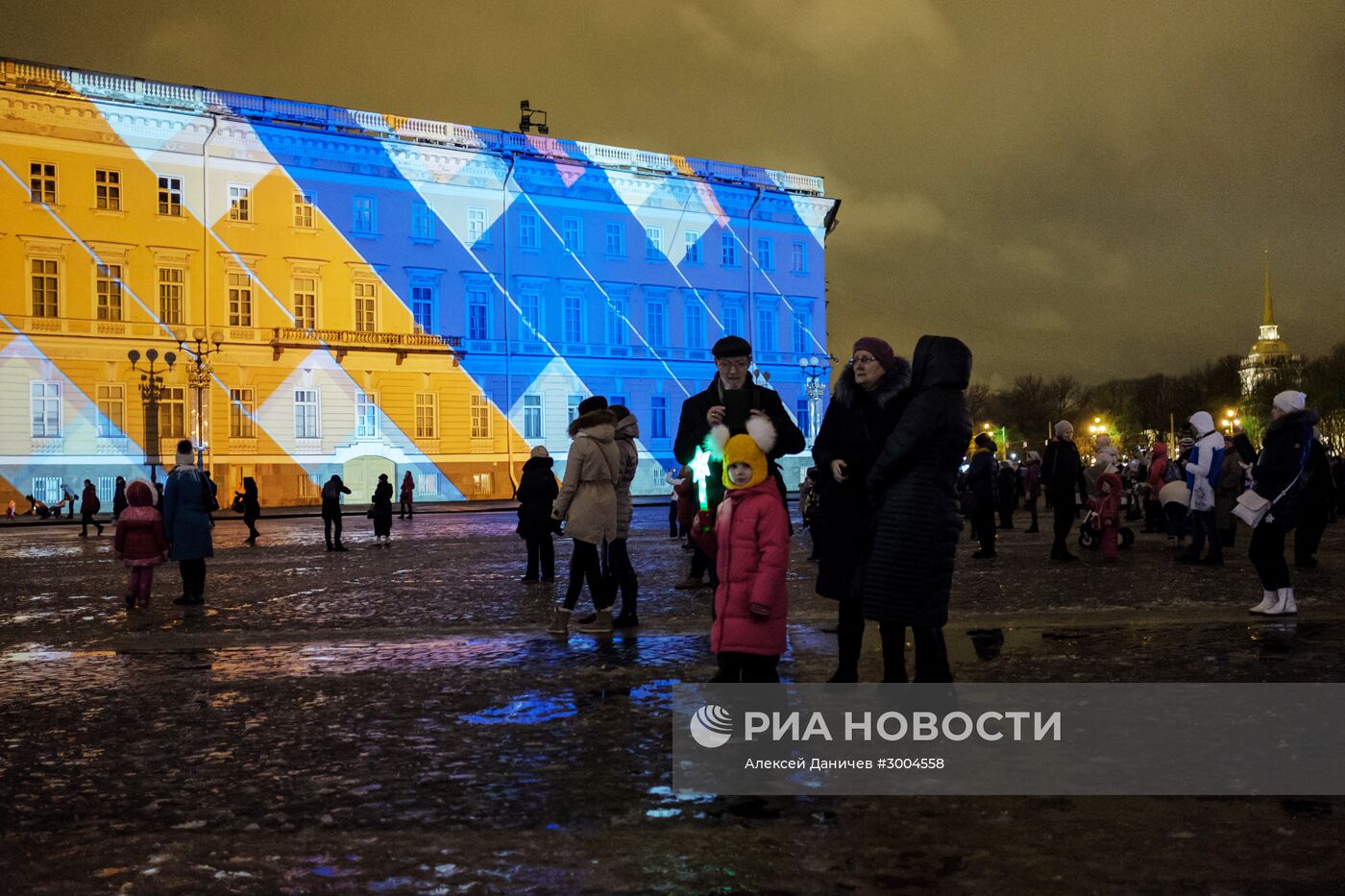 Новогоднее мультимедийное шоу световых технологий в Санкт-Петербурге