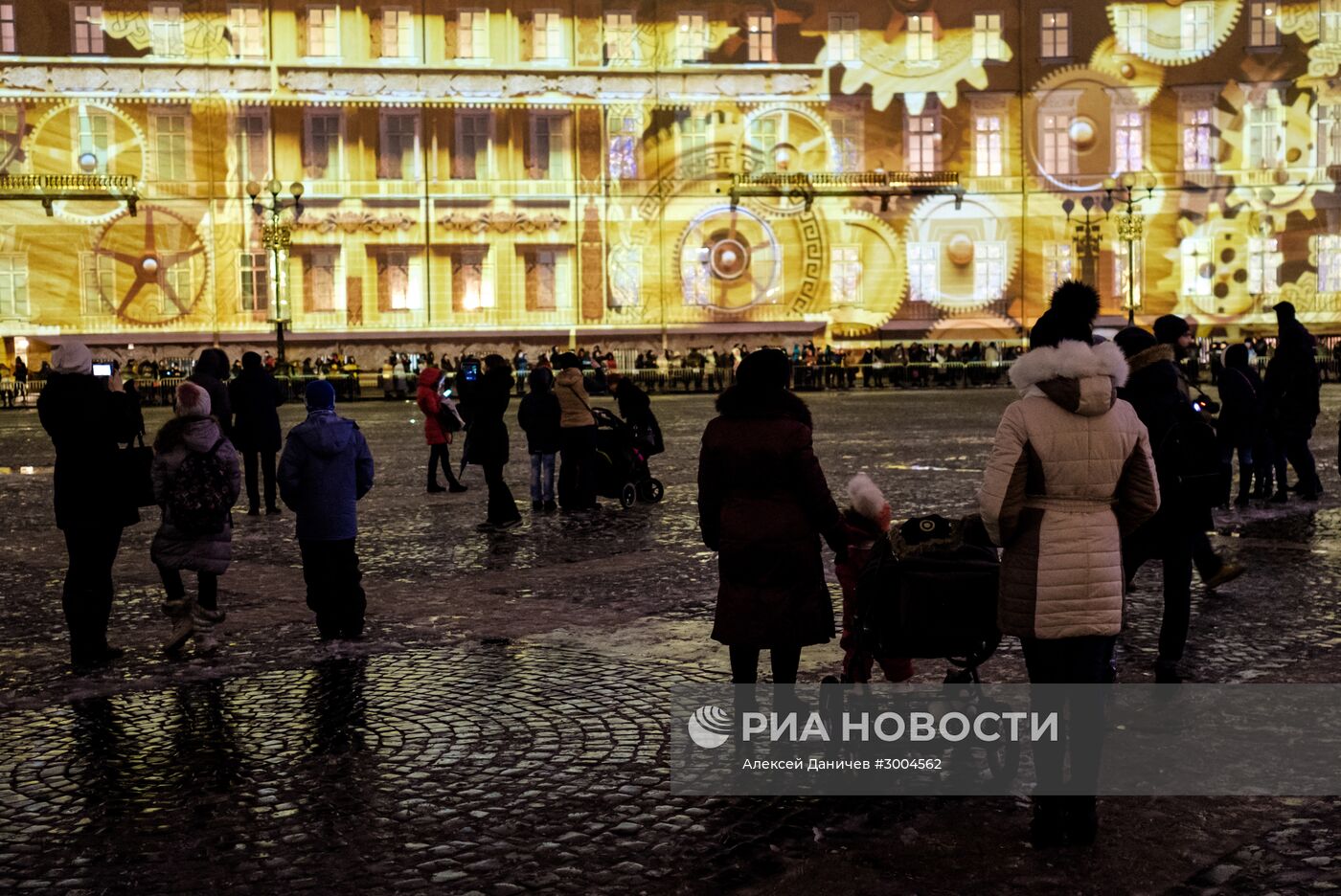 Новогоднее мультимедийное шоу световых технологий в Санкт-Петербурге