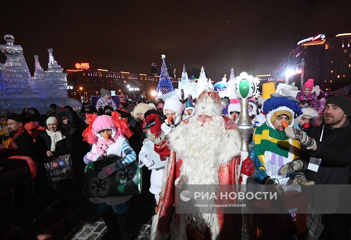 Новогодний фестиваль "Ледовая Москва. В кругу семьи"