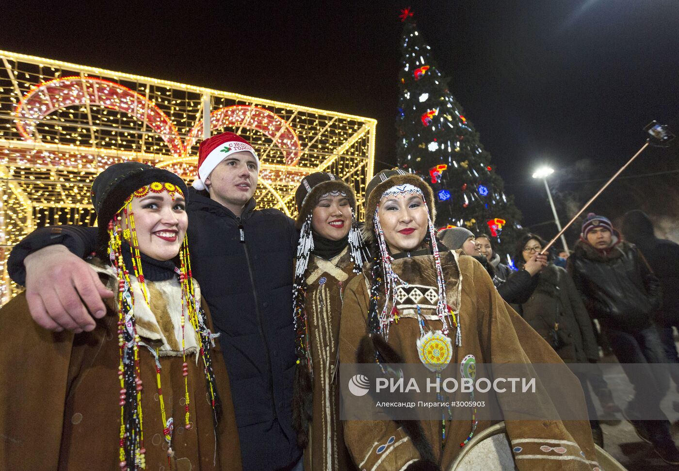 Празднование Нового года в городах России