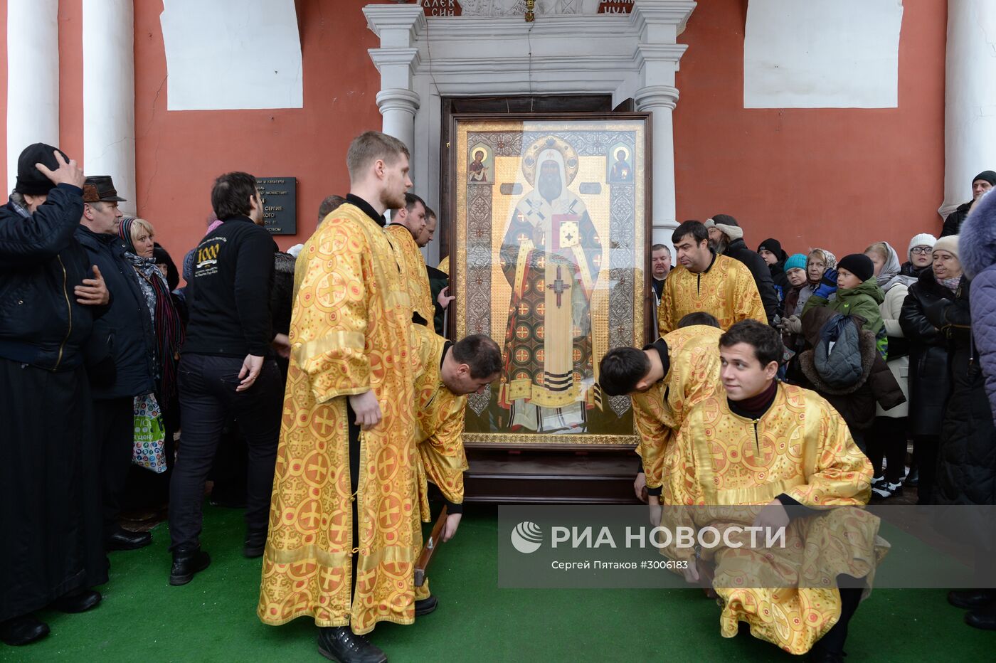 Крестный ход памяти святителя Петра в Москве