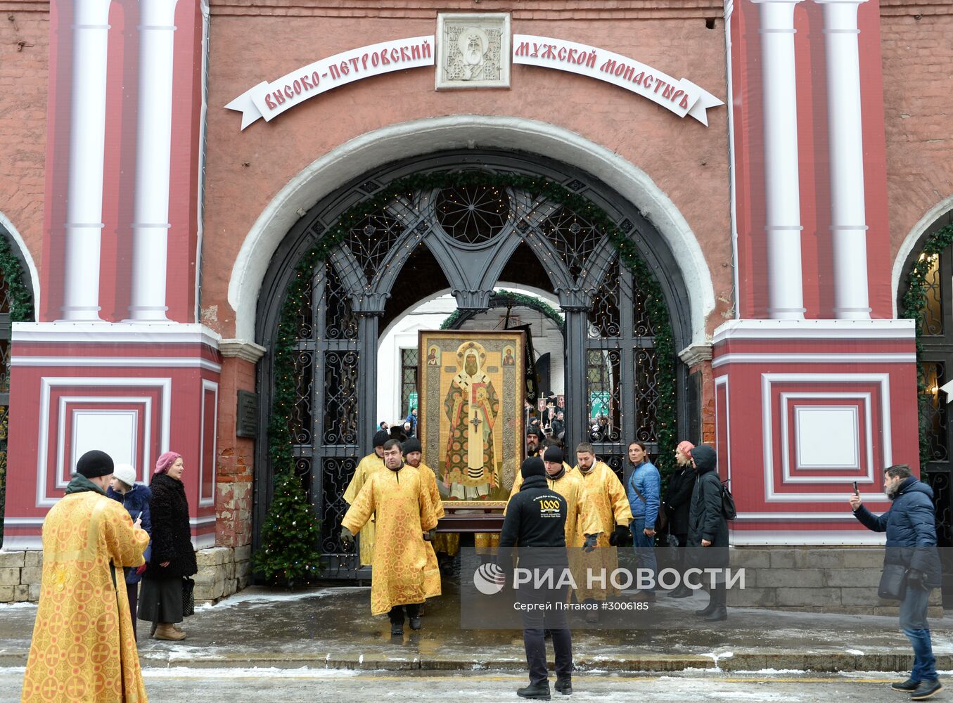 Крестный ход памяти святителя Петра в Москве