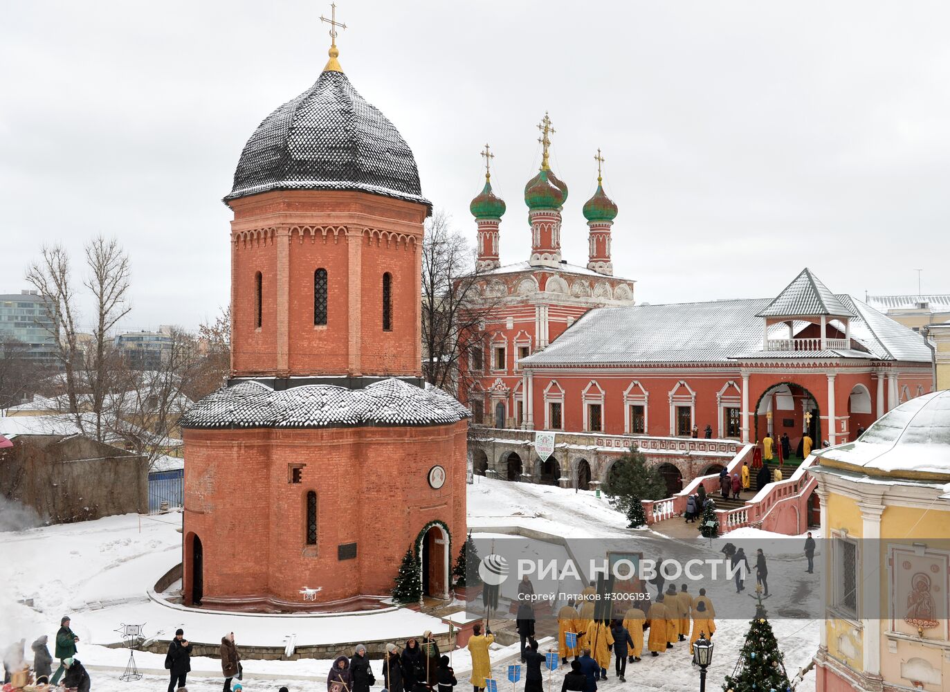 Крестный ход памяти святителя Петра в Москве