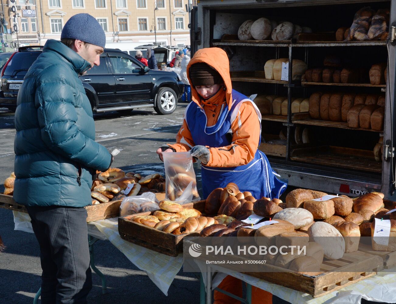 Продовольственная рождественская ярмарка во Владивостоке