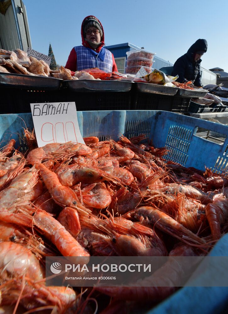 Продовольственная рождественская ярмарка во Владивостоке