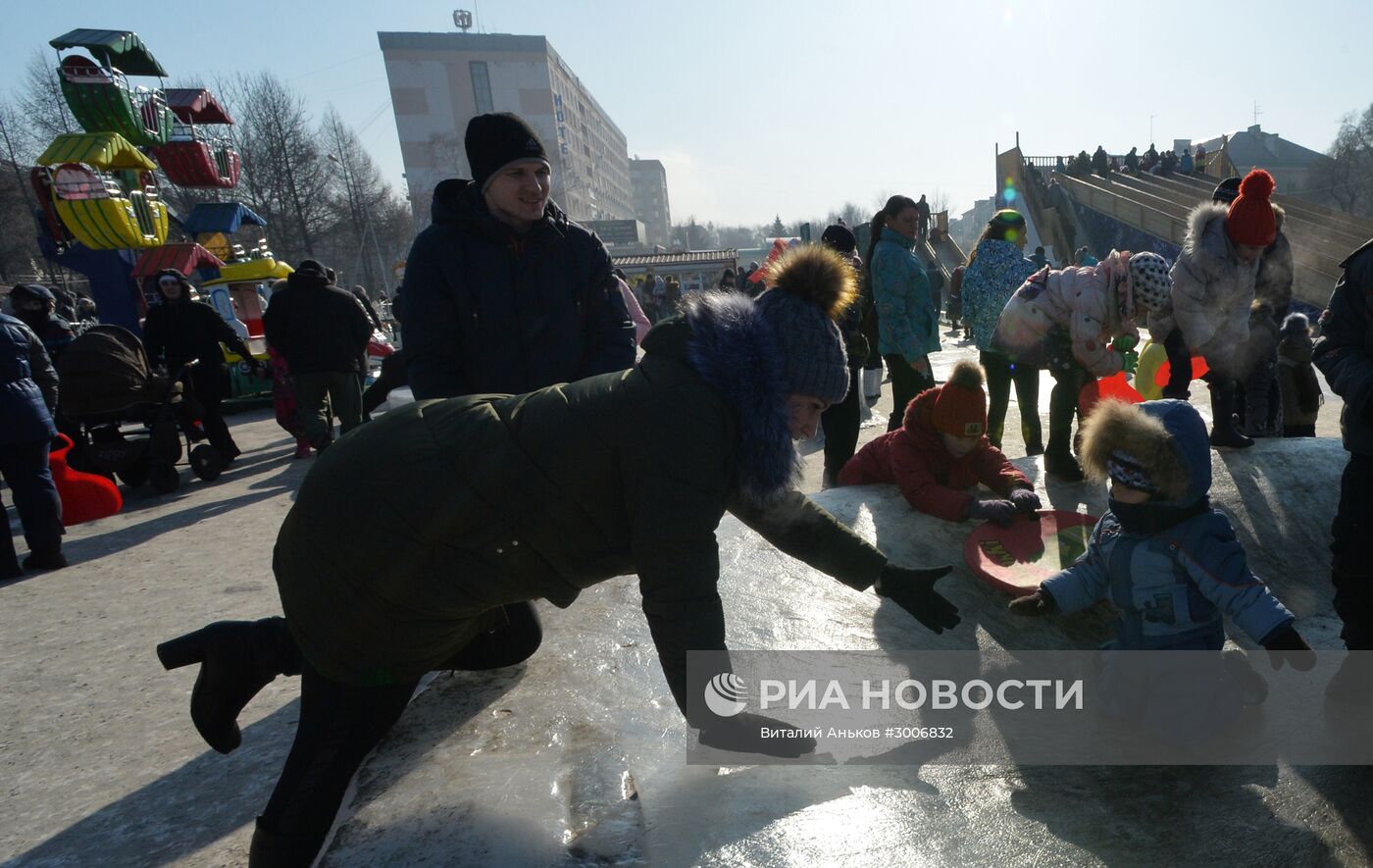 Народные гуляния в Уссурийске