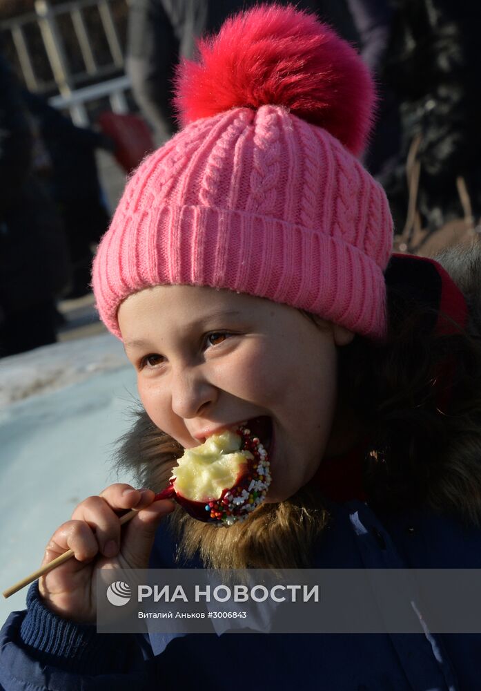 Народные гуляния в Уссурийске