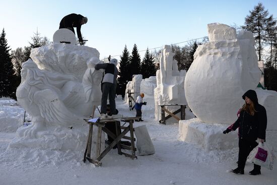 XVII Сибирский фестиваль снежной скульптуры в Новосибирске