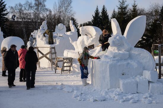 XVII Сибирский фестиваль снежной скульптуры в Новосибирске