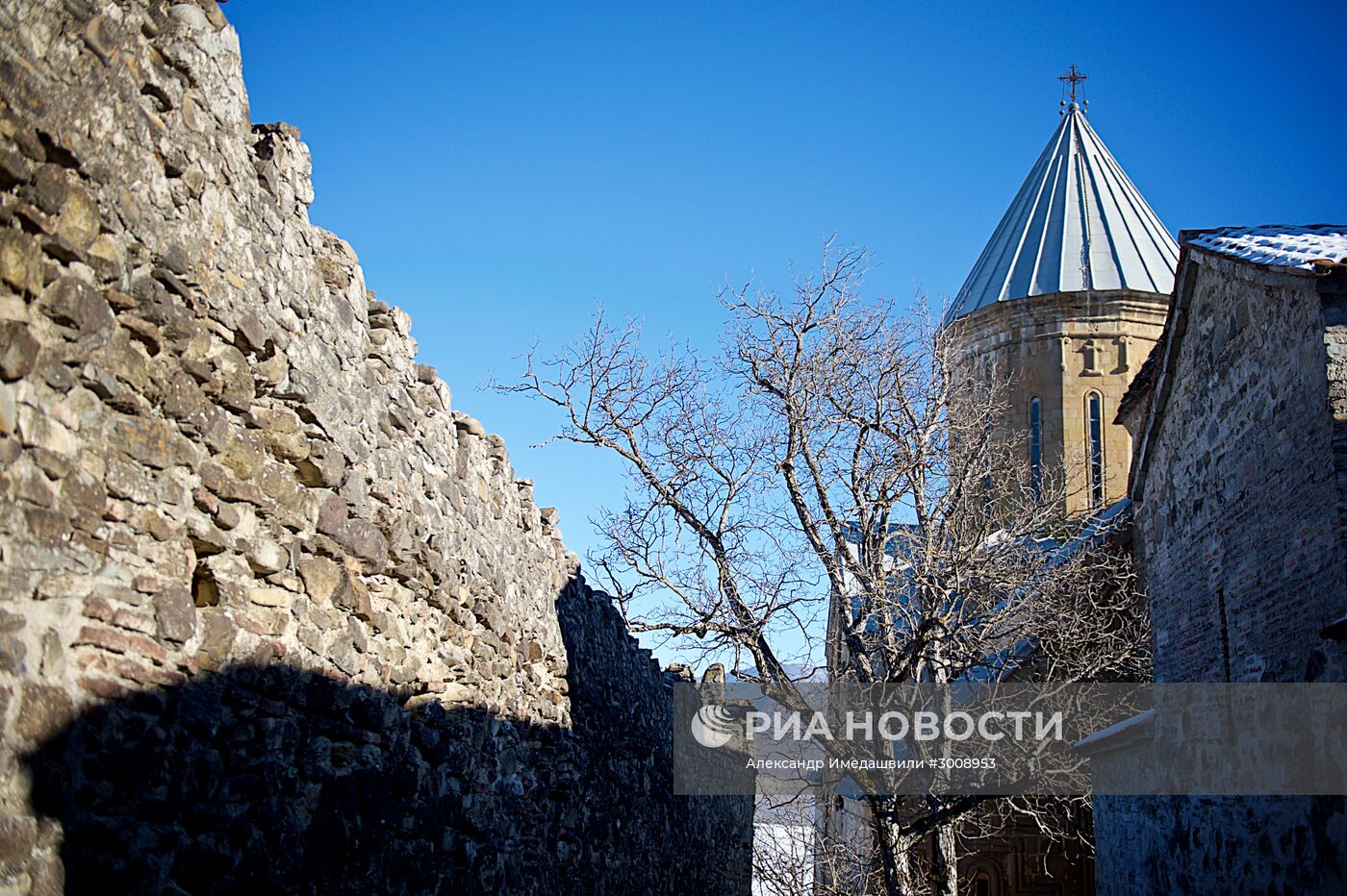 Страны мира. Грузия. Крепость Ананури