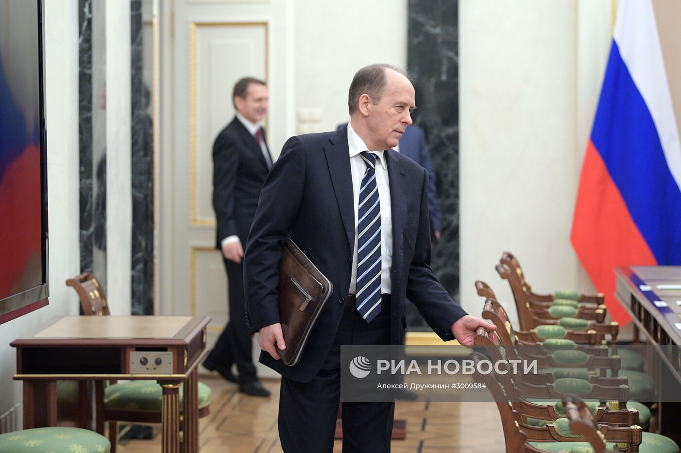 Президент РФ В. Путин провел заседание Совбеза РФ