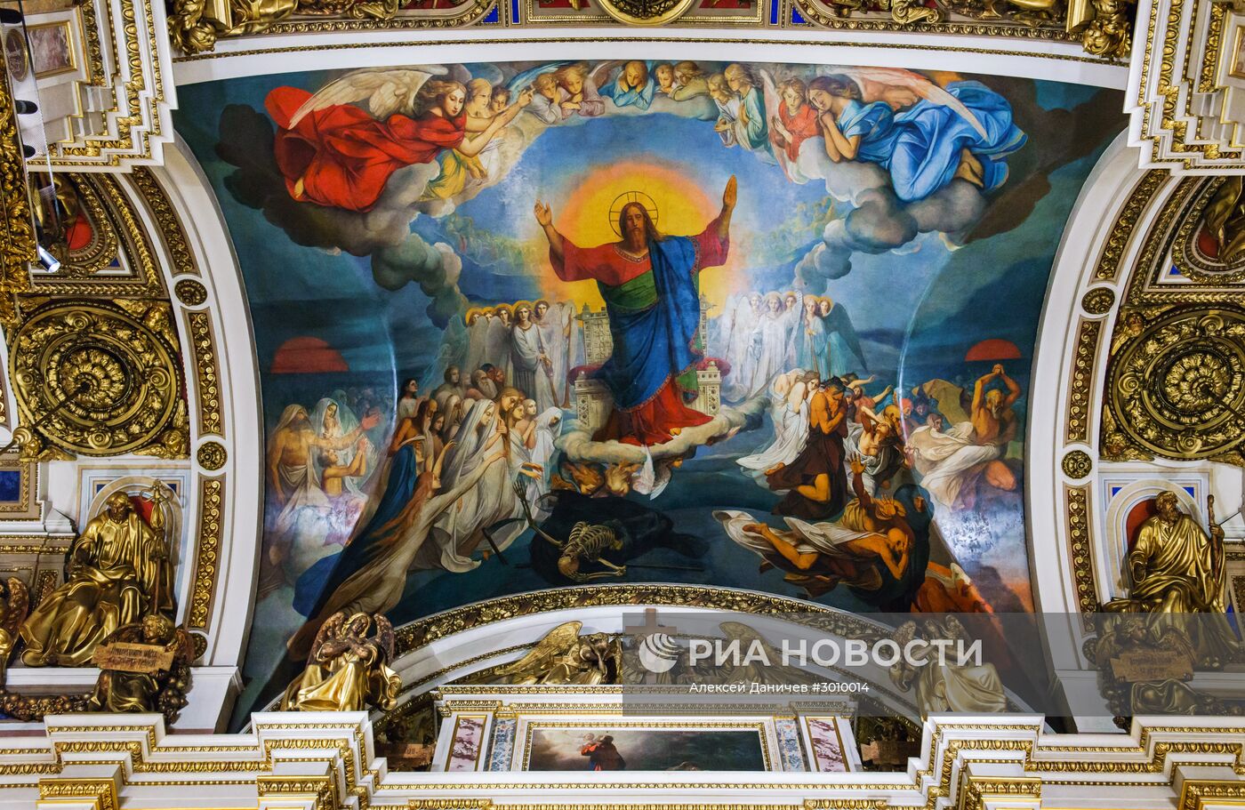 Исаакиевский собор в Санкт-Петербурге