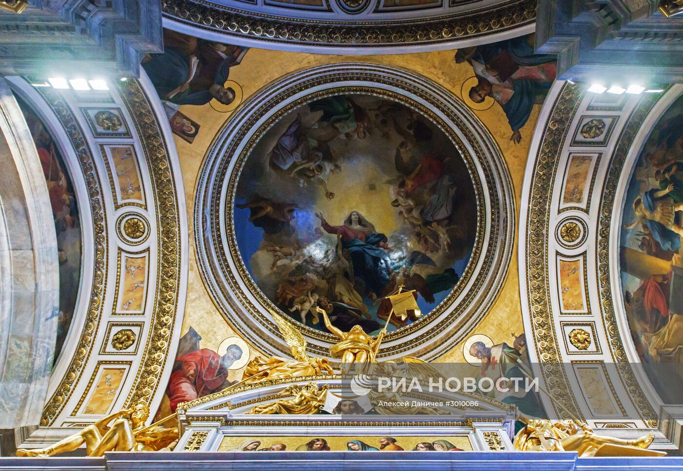 Исаакиевский собор в Санкт-Петербурге