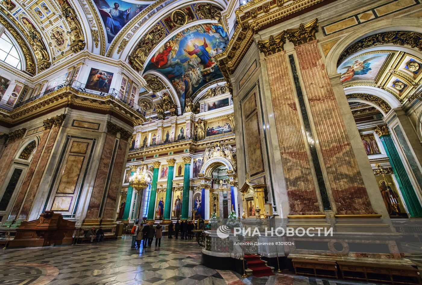 Исаакиевский собор в Санкт-Петербурге