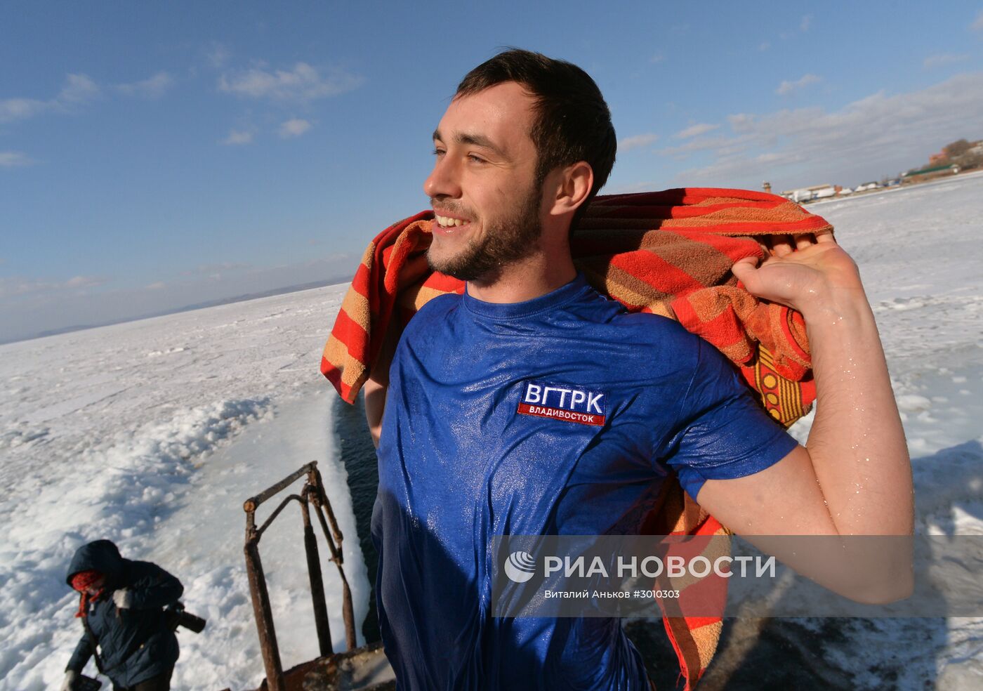 Клуб любителей зимнего плавания "Морж" во Владивостоке