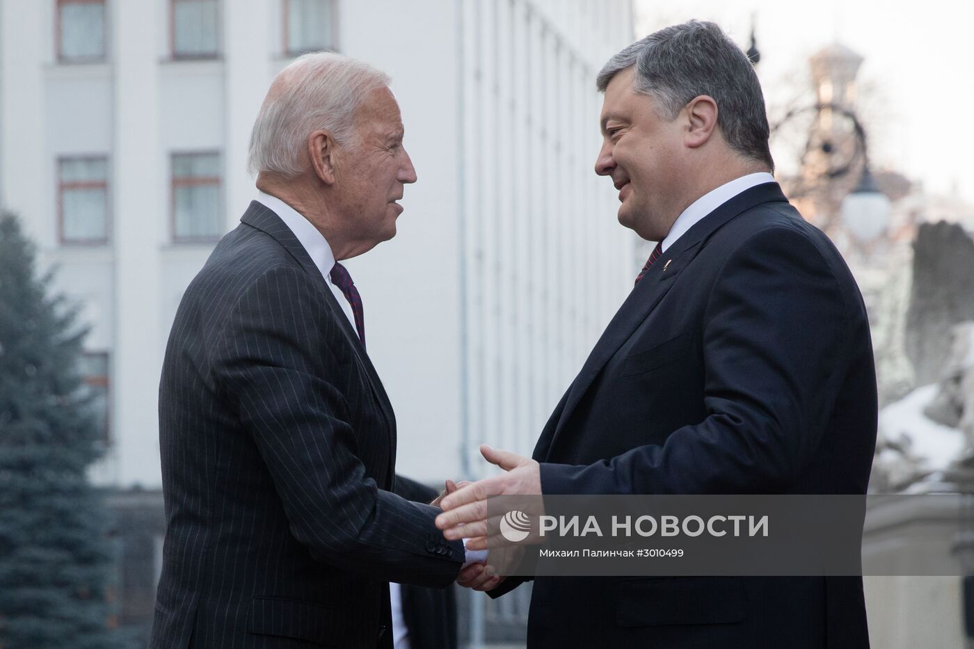 Встреча президента Украины Петра Порошенко с вице-президентом США Джо Байденом в Киеве
