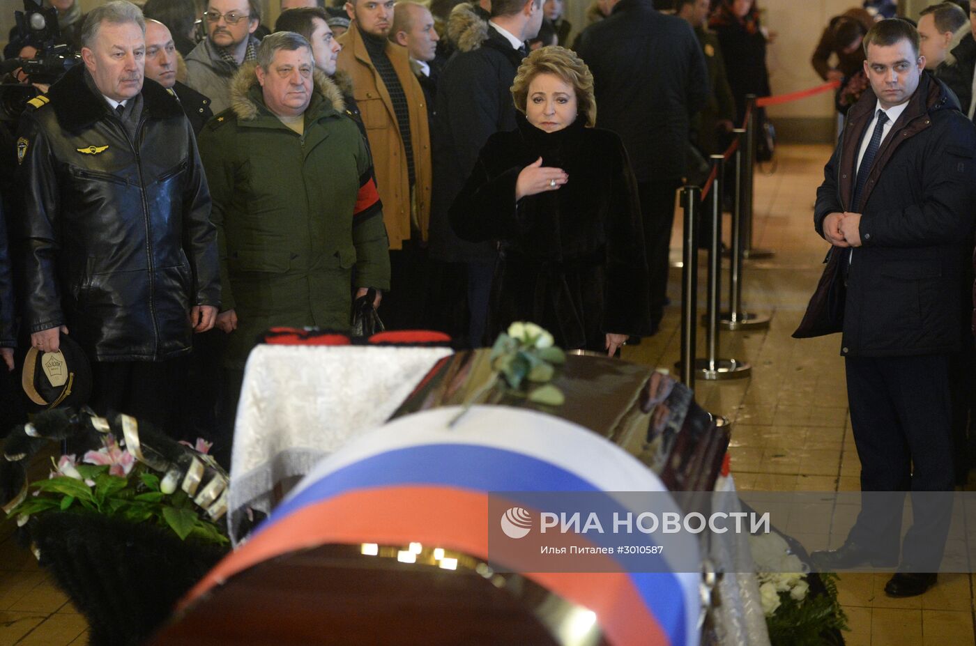 Прощание с погибшими при крушении самолета Ту-154