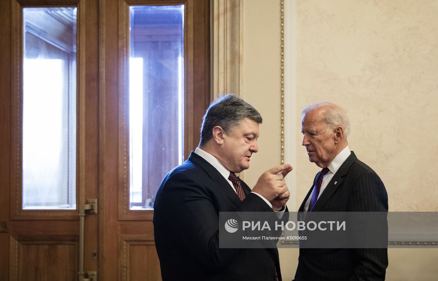 Встреча президента Украины Петра Порошенко с вице-президентом США Джо Байденом в Киеве