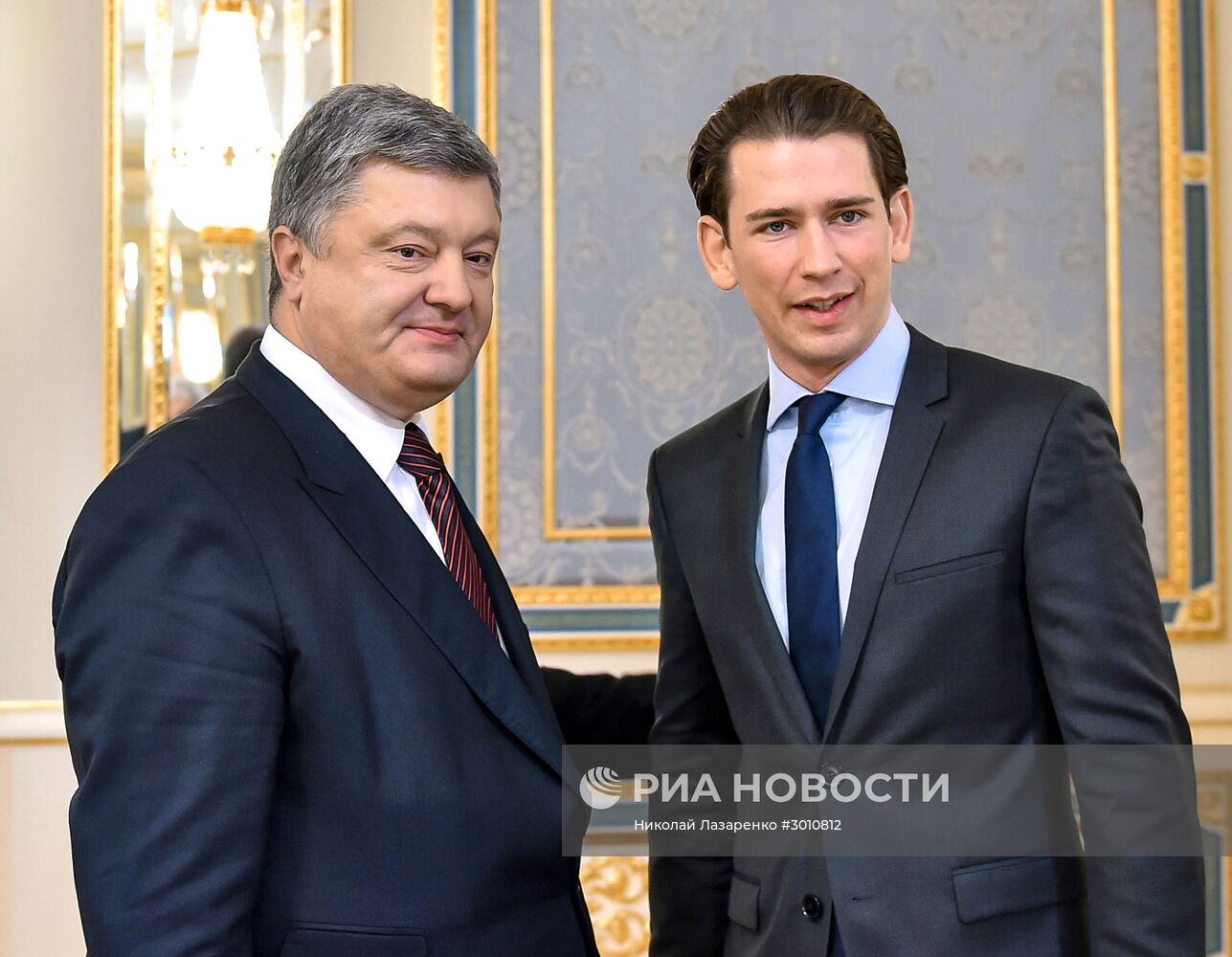 Встреча президента Украины П. Порошенко и министра иностранных дел Австрии С. Курца в Киеве