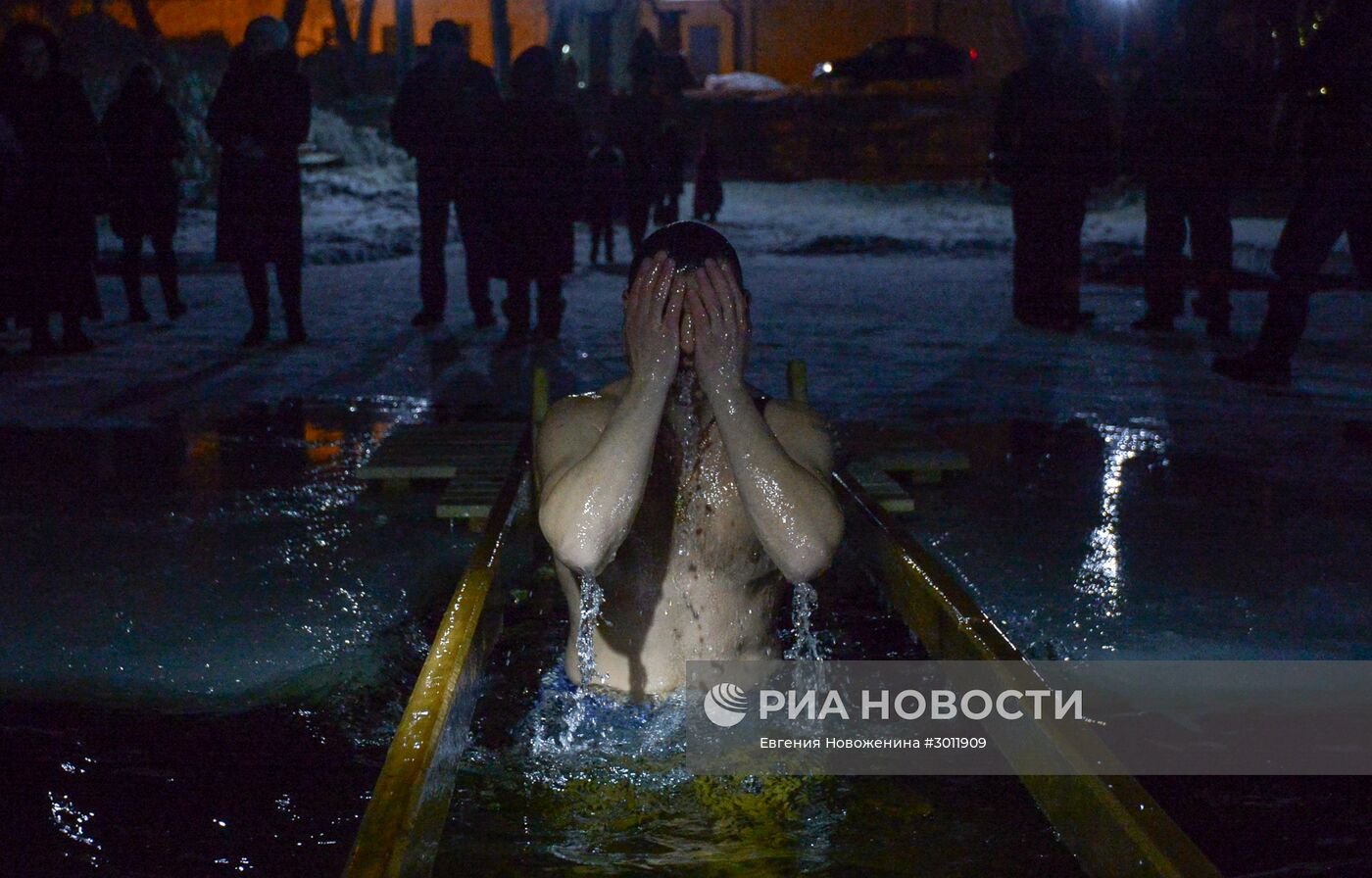 Крещение в Богородицком Житенном женском монастыре в Осташкове