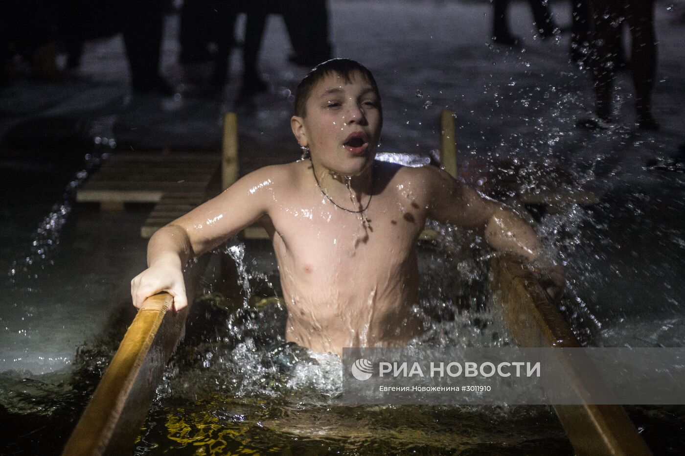 Крещение в Богородицком Житенном женском монастыре в Осташкове