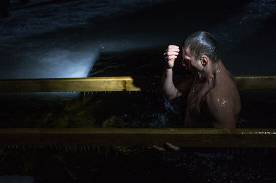 Крещение в Богородицком Житенном женском монастыре в Осташкове