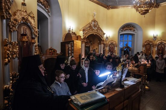 Крещение в Богородицком Житенном женском монастыре в Осташкове