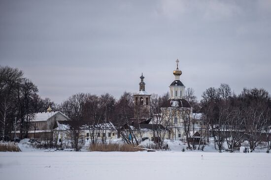 Крещение в Богородицком Житенном женском монастыре в Осташкове