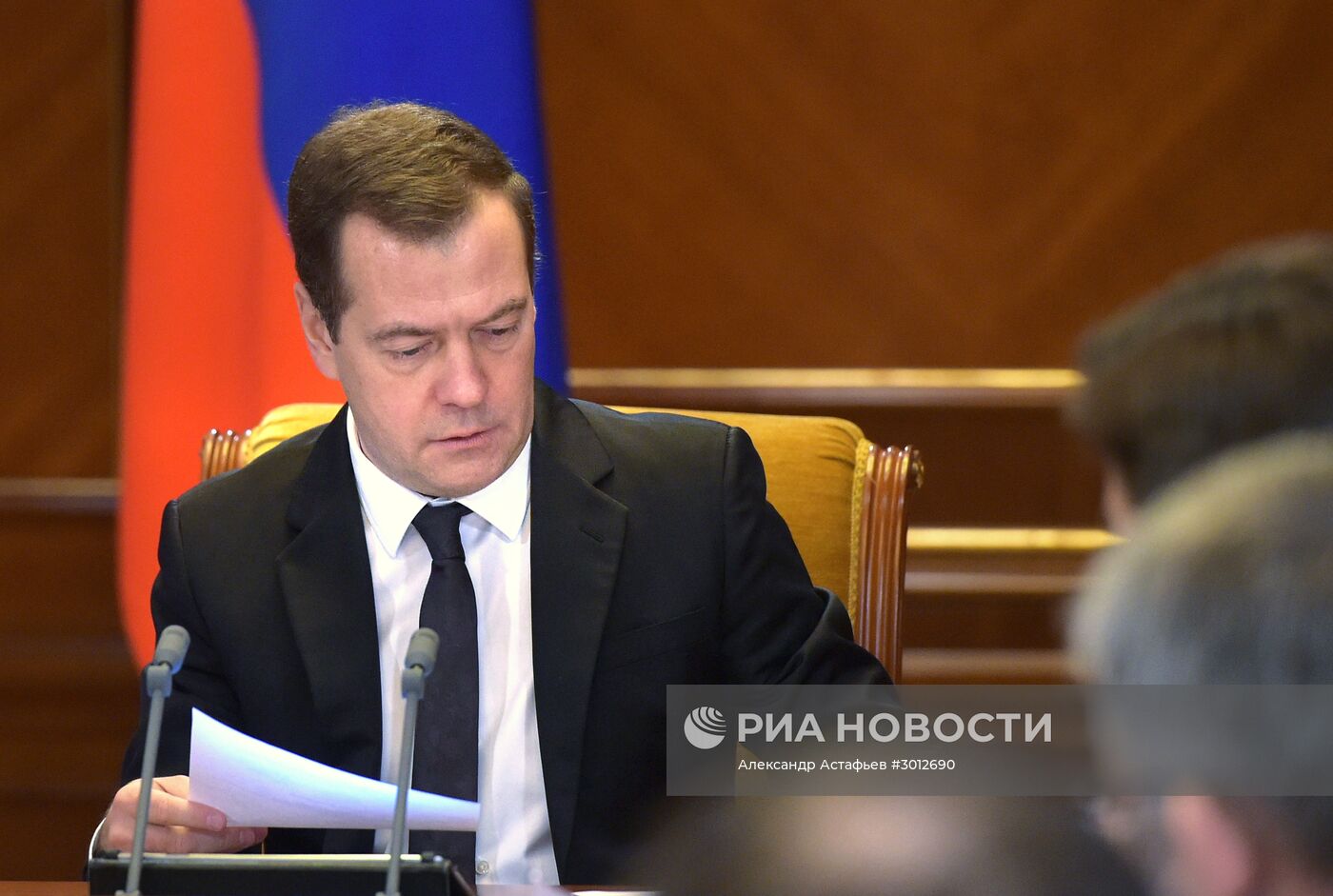 Премьер-министр РФ Д. Медведев провел совещание по дорожному хозяйству в РФ