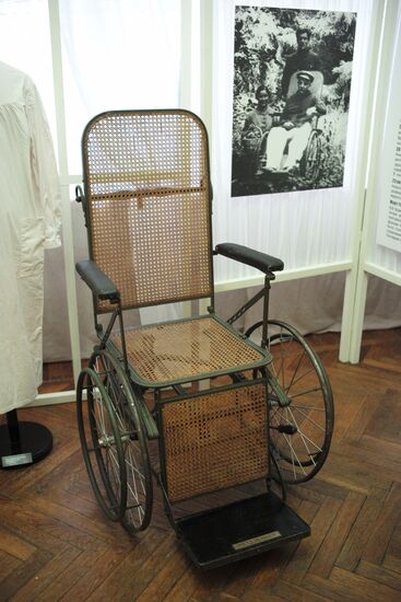 Му­зей "Ка­би­нет и квар­ти­ра В.И. Ле­ни­на в Крем­ле".