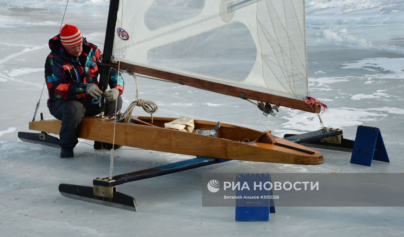 Соревнования по буерному спорту во Владивостоке