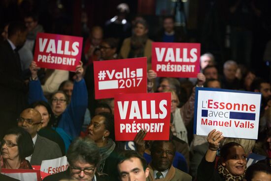 Предвыборное выступление Мануэля Вальса в Париже