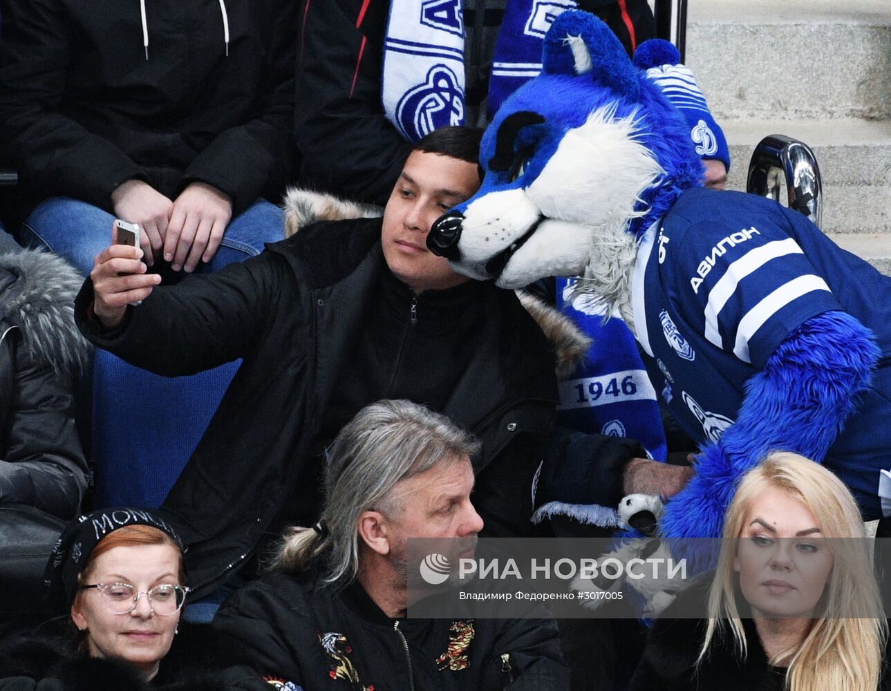 Хоккей. КХЛ. Матч "Динамо" (Москва) - "Металлург" (Магнитогорск)