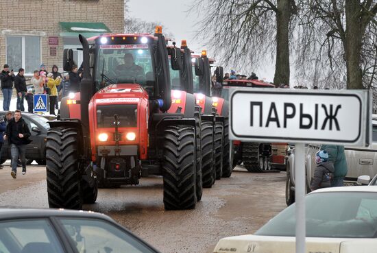 Тракторное ралли Париж-Мосар в Белоруссии