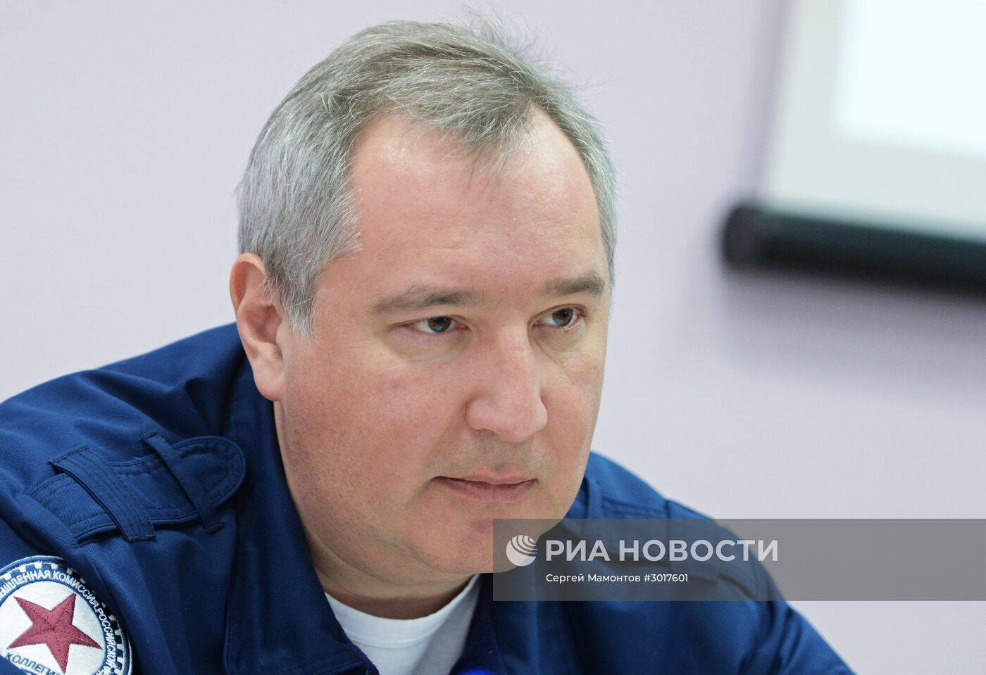 Вице-премьер РФ Дмитрий Рогозин посетил ВМЗ и ВАСО в Воронеже