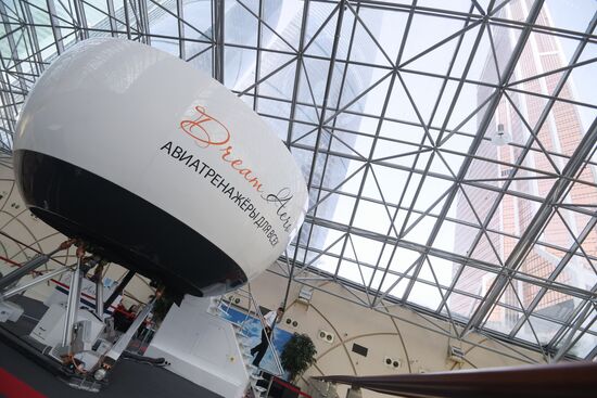 Авиатренажёр проекта Dream Aero заработал в Москве