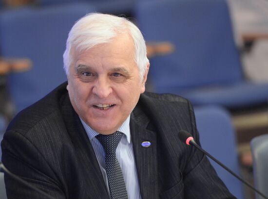 П/к, посвященная итогам программы "Повышение квалификации инженерно-технических кадров на 2015-2016 годы