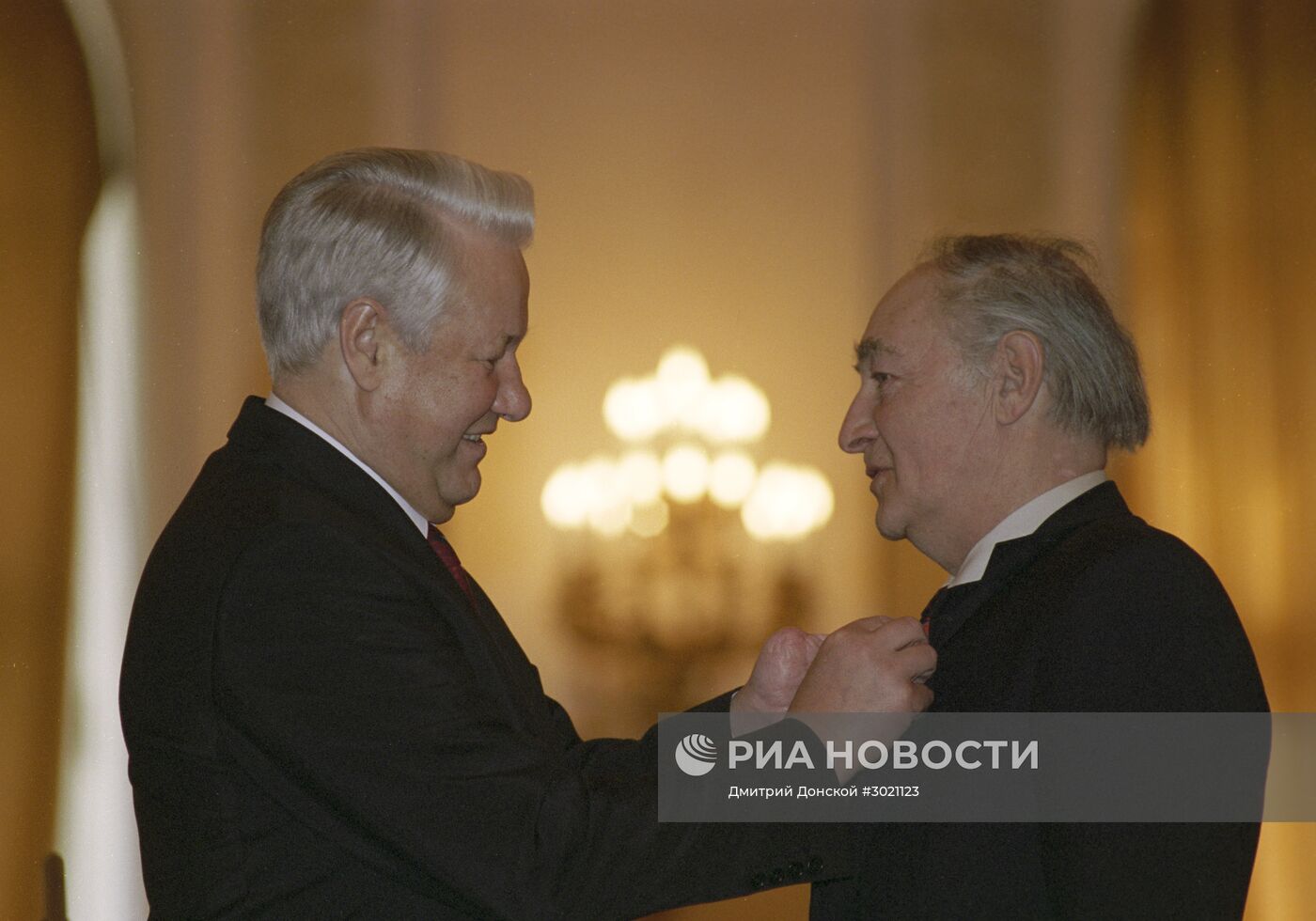 Б.Н.Ельцин и В.В.Тихонов