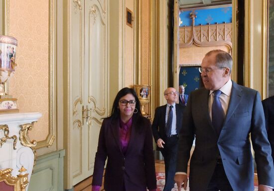 Встреча глав МИД РФ и Венесуэлы С. Лаврова и Д. Родригес