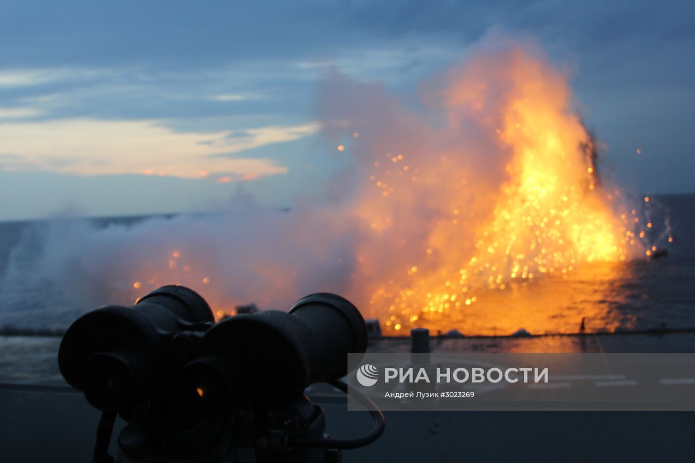 Дальний морской поход отряда боевых кораблей Северного флота РФ